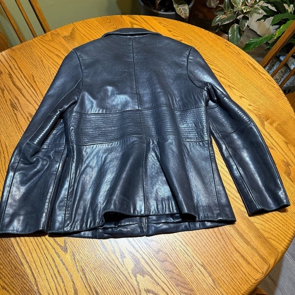 Izod Black Leather Jacket Size Medium - Picture 3 of 6